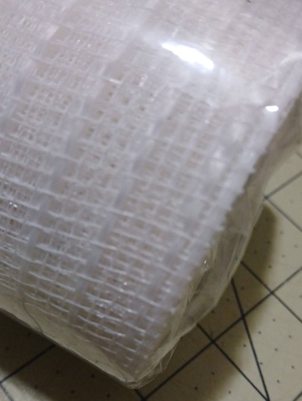 Deco Mesh - White - Picture 2 of 4